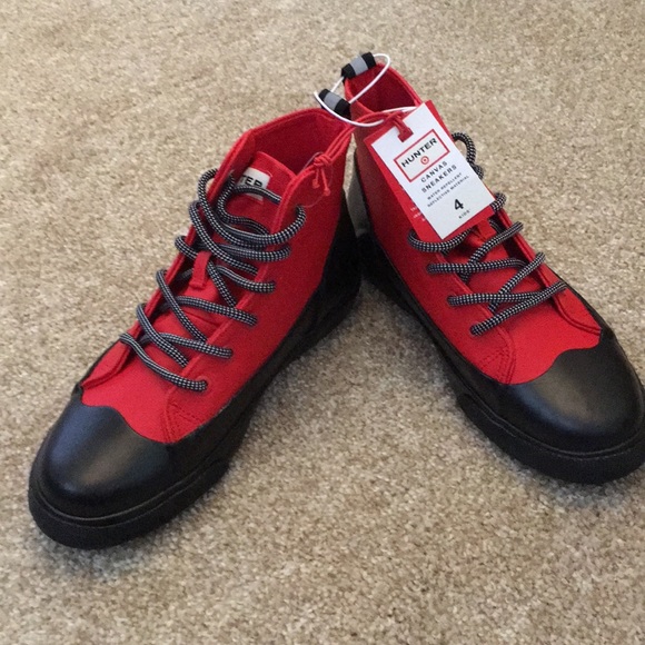 hunter canvas sneakers